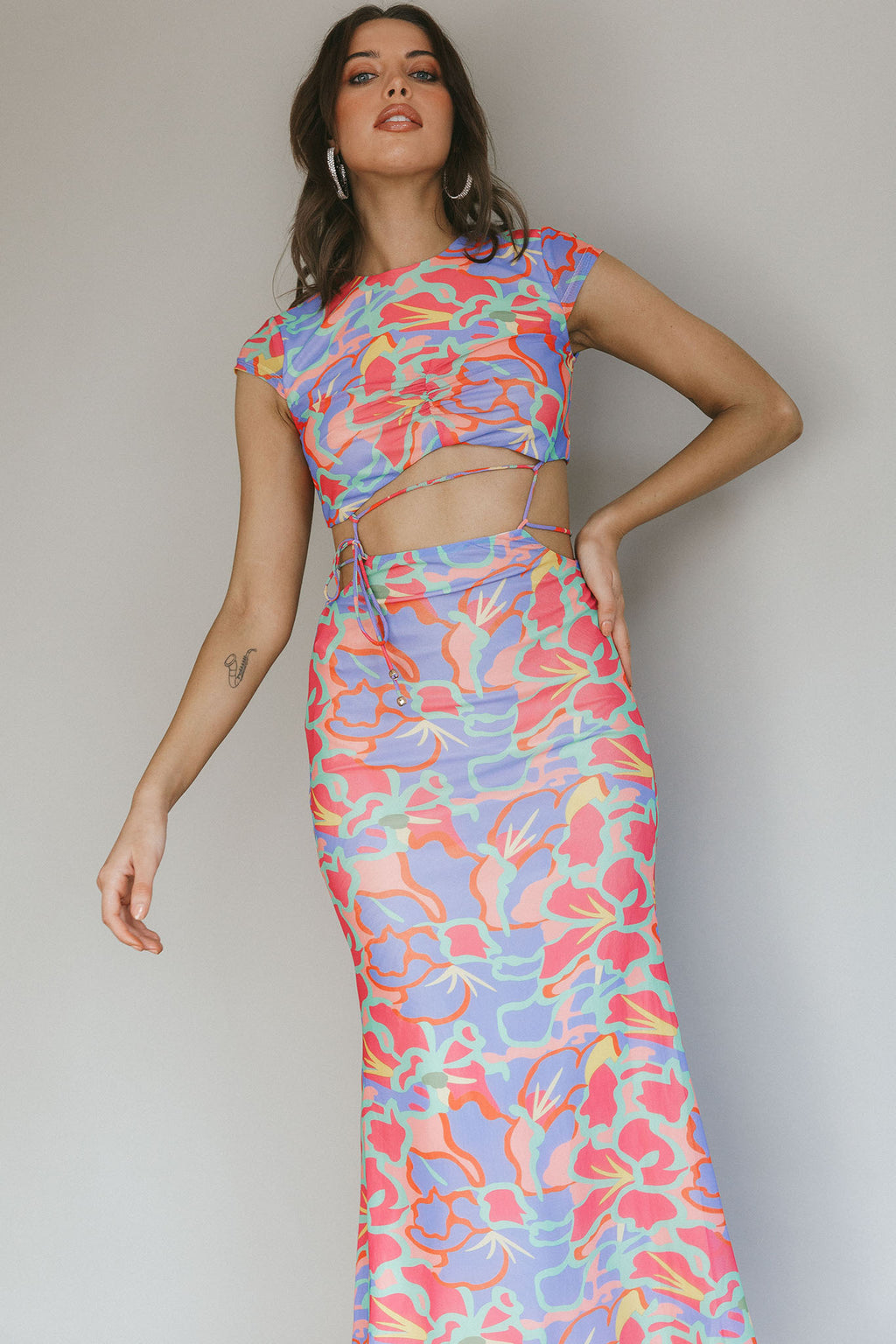 Capri Cap Sleeve String Maxi Dress Blue/Red by Selfie Leslie Australia