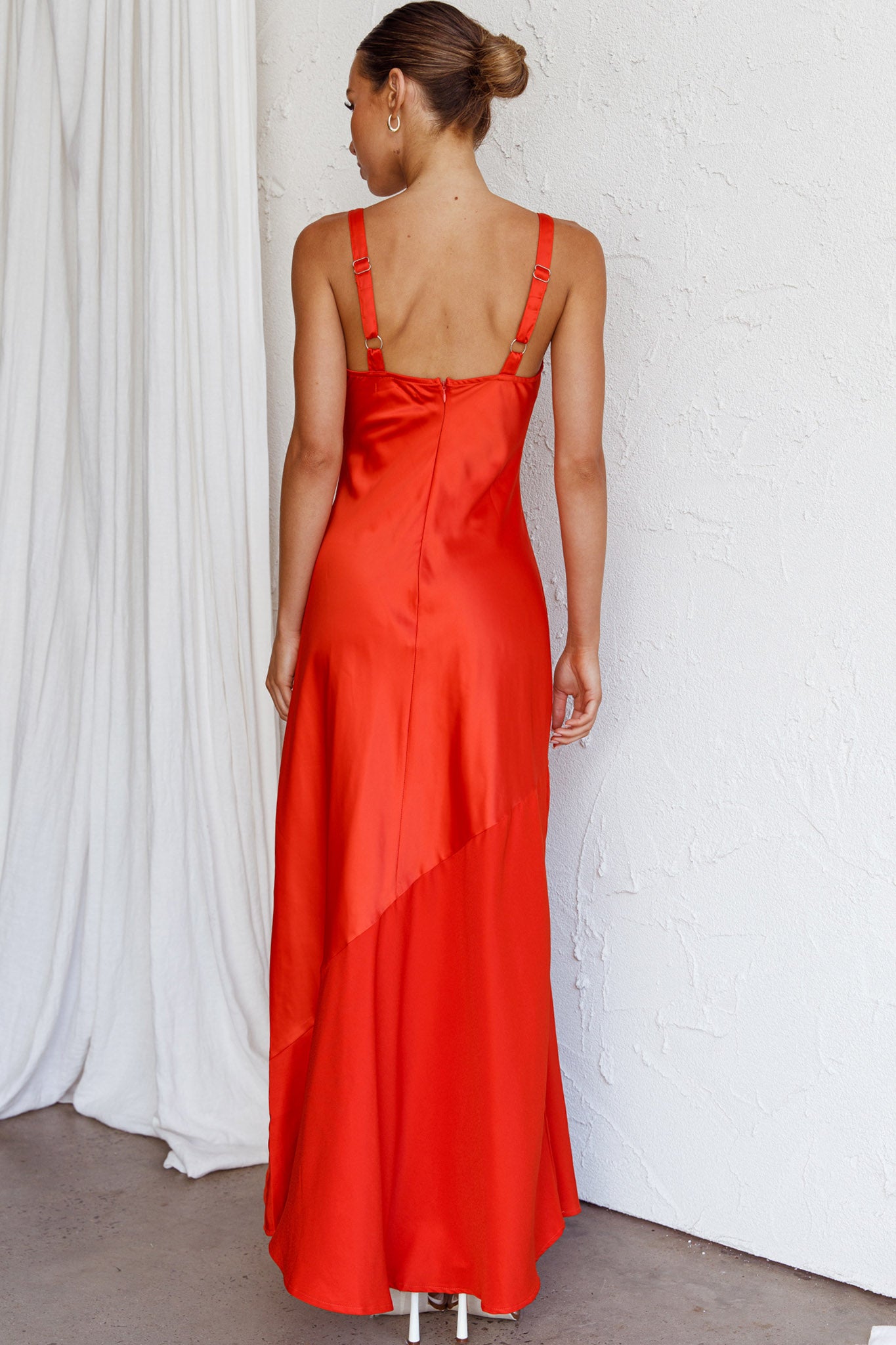 Front Row Scoop Neck Midi Dress Tangerine by Selfie Leslie Australia