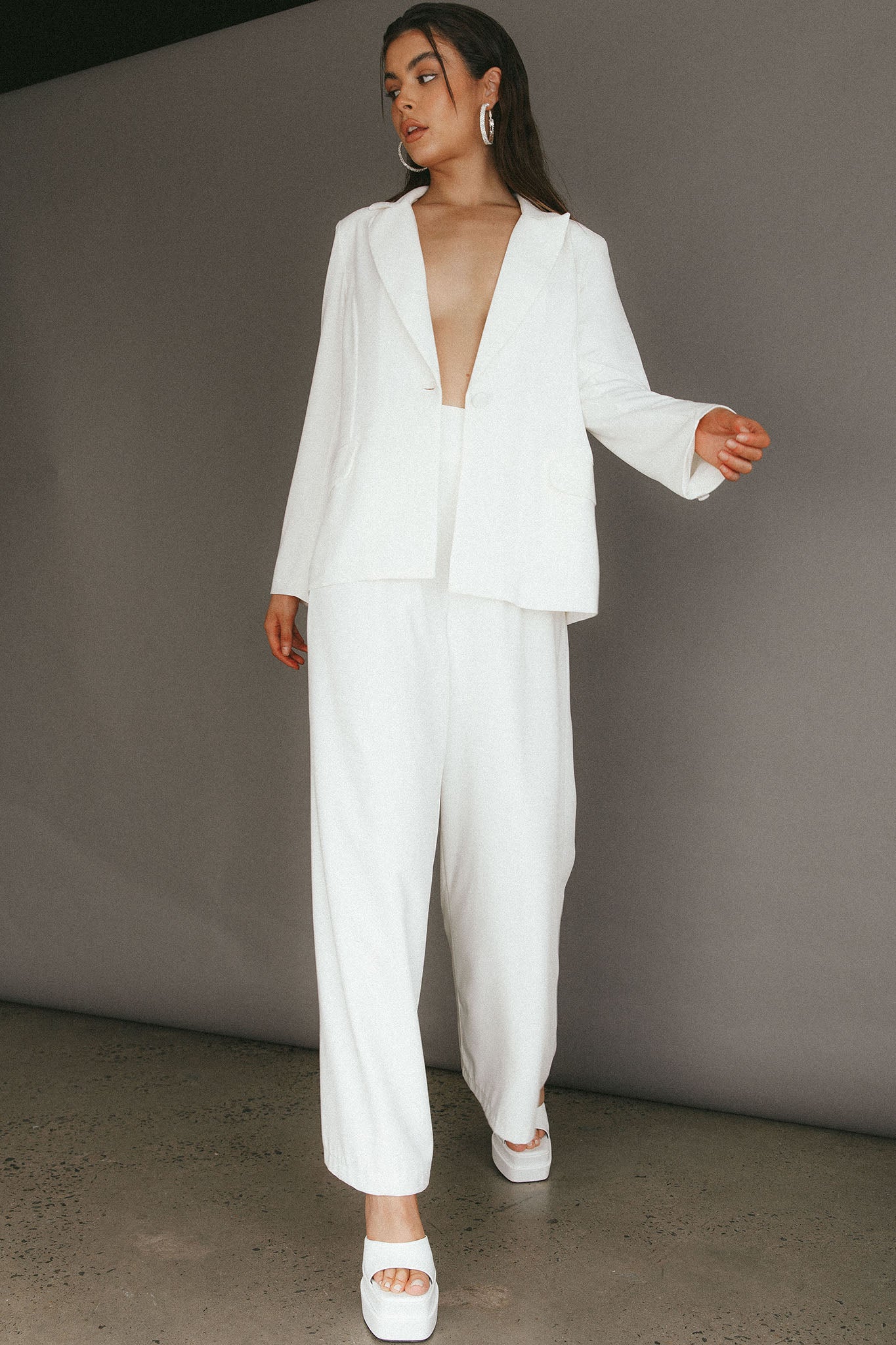 Vous Etes Belle Pleated Waist Pants White by Selfie Leslie