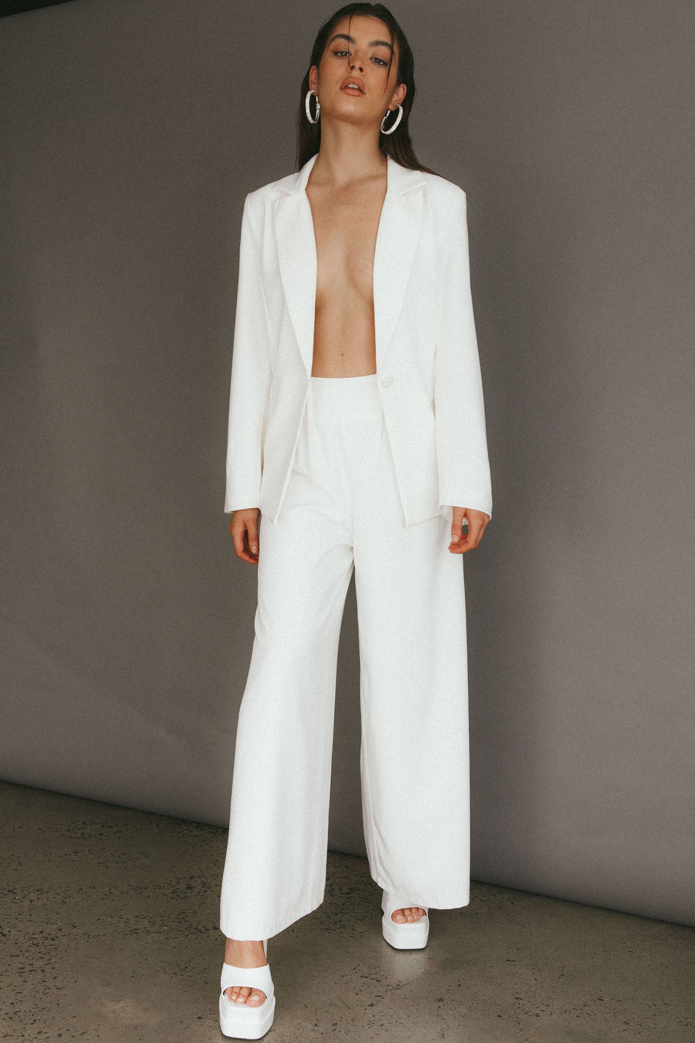 Vous Etes Belle Pleated Waist Pants White by Selfie Leslie