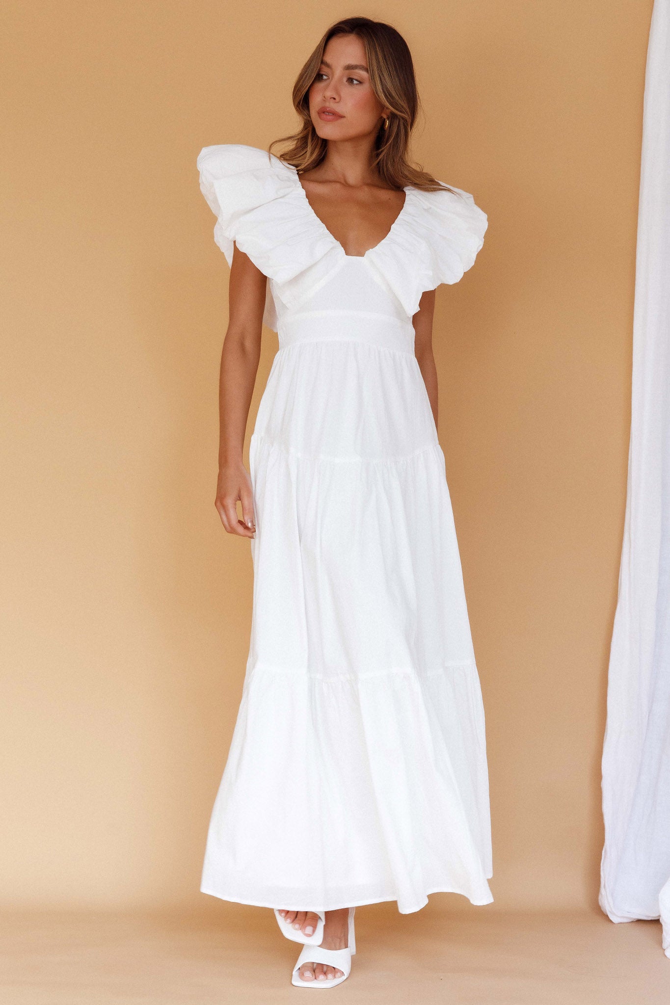 Kahlo Puffed Ruffle Neckline Maxi Dress White | Selfie Leslie