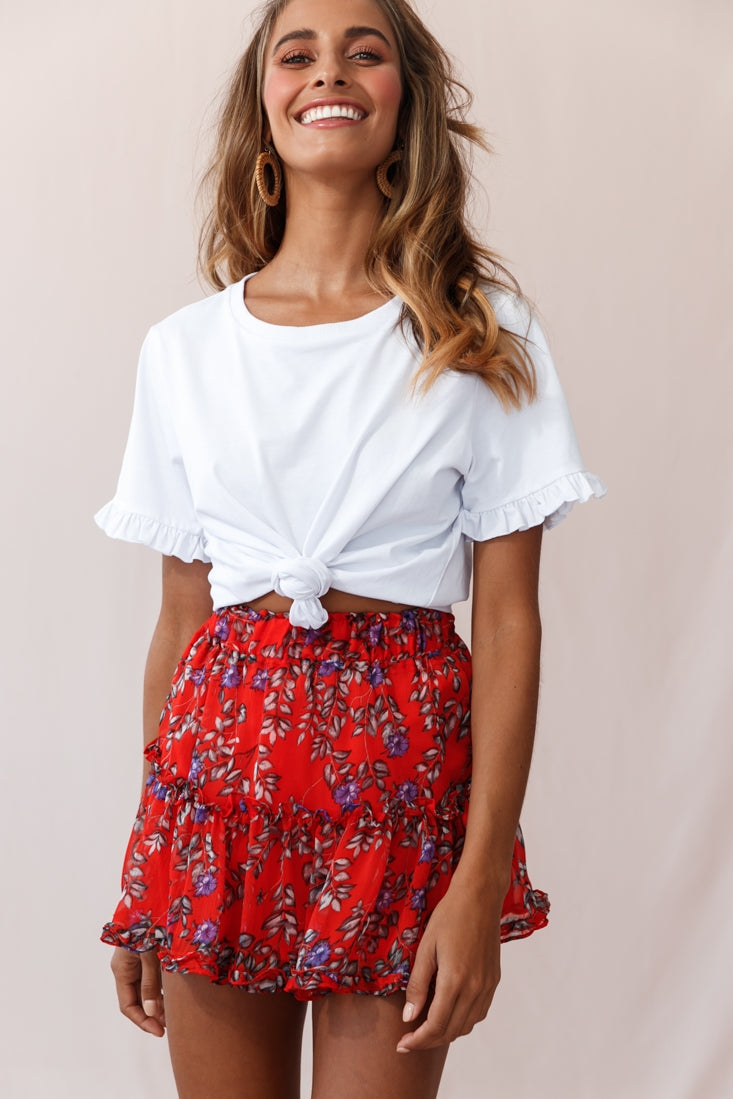 Alexi Mini Skirt Floral And Vine Print Red by Selfie Leslie