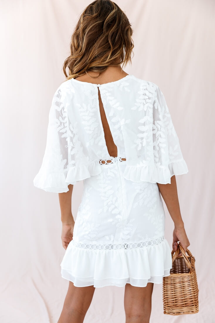 Caspar Leafy Embroidered Dress White Tall by Selfie Leslie