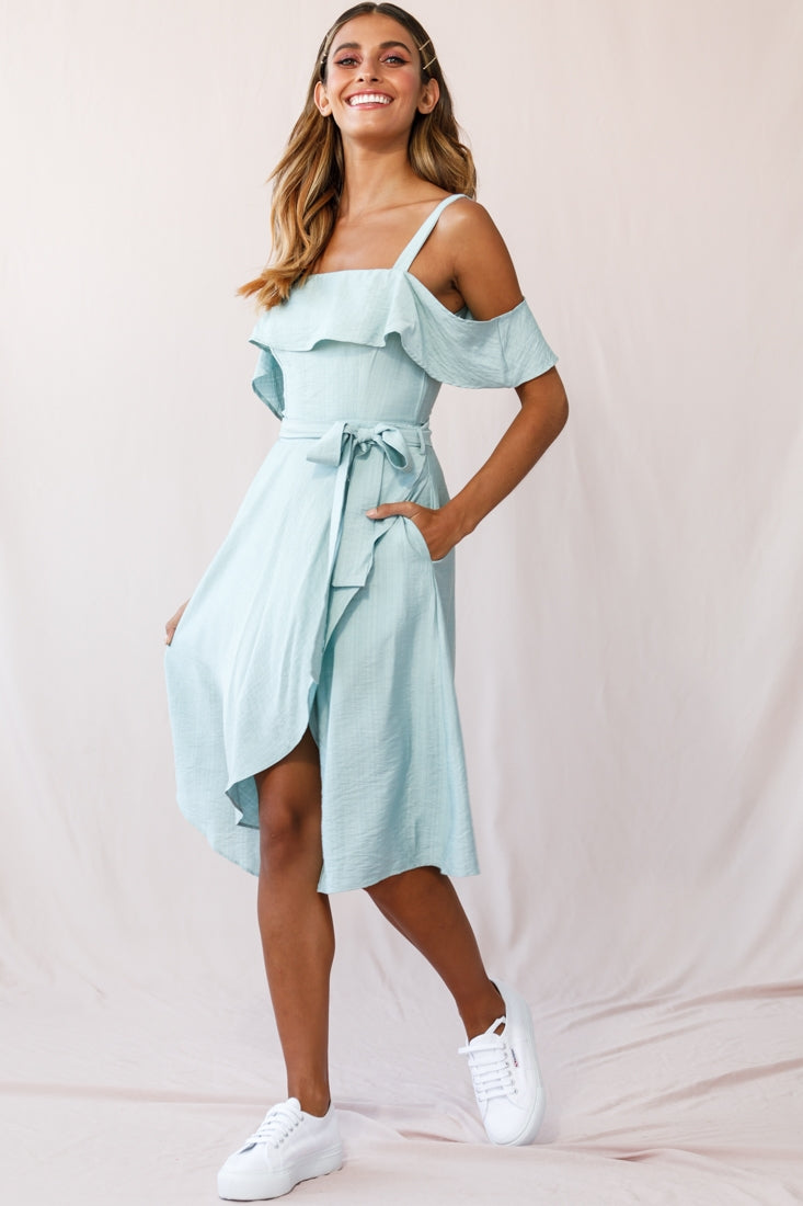 Adali Flowy Summer Midi Dress Pistachio Green by Selfie Leslie