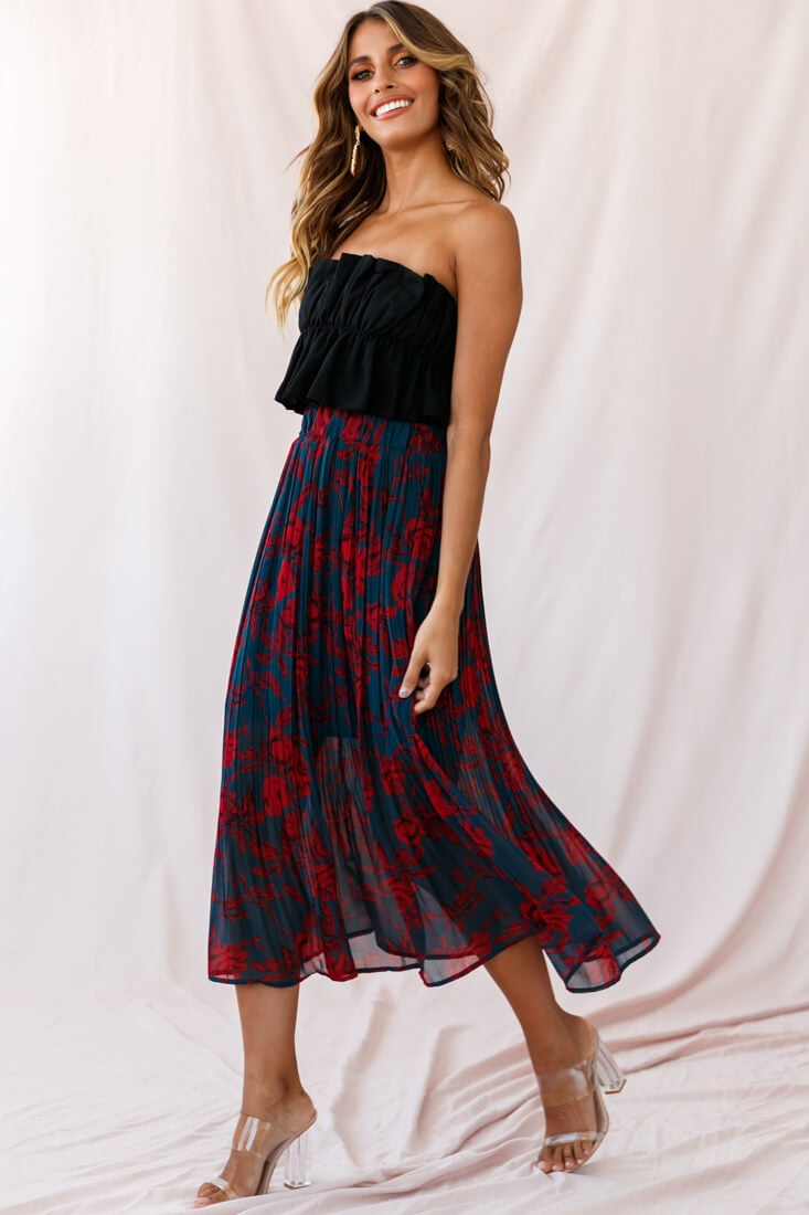 Caroline Accordion Pleat Midi Skirt Forest Green/Red by Selfie Leslie