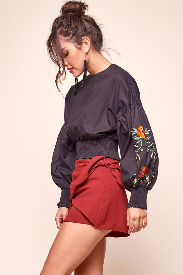 Halle Floral Puff Sleeved Cropped Top Black by Selfie Leslie